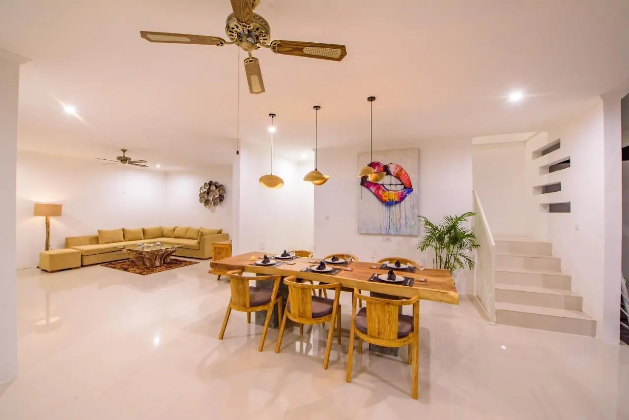 Selog Villa Seminyak  Indonesia